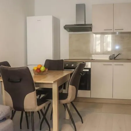 Apartman Matea Topici Exterior photo