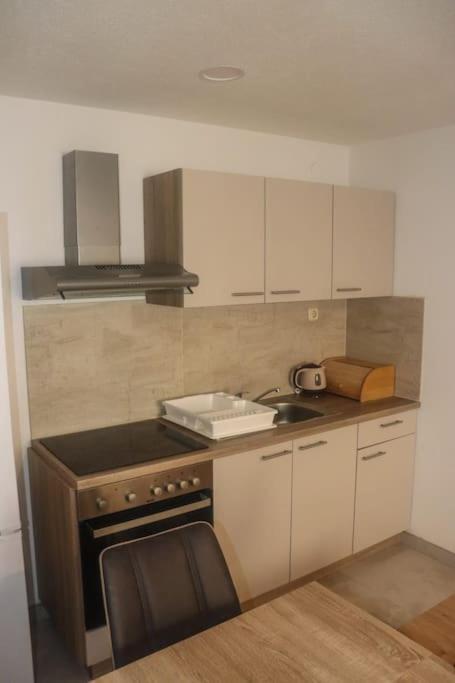 Apartment Matea Topici